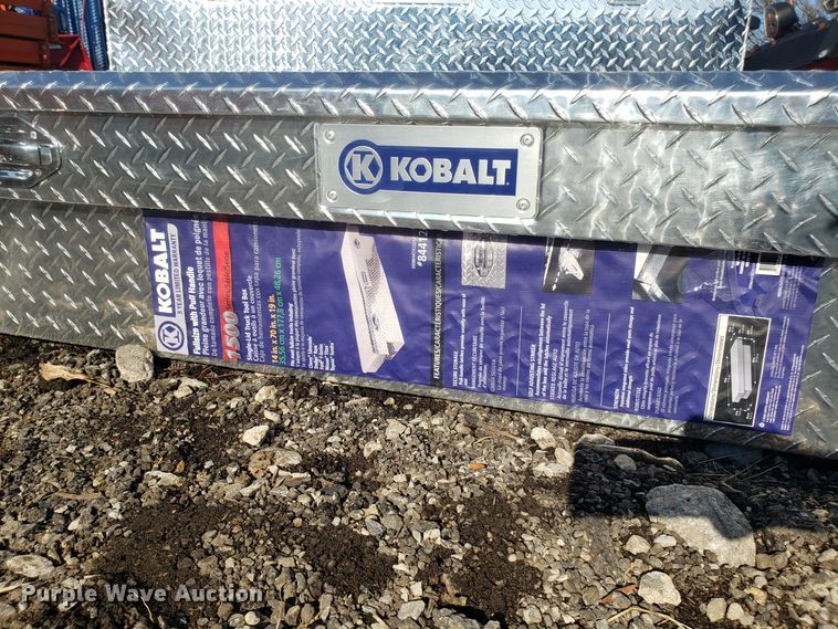 image for item GA9374 (6) aluminum toolboxes