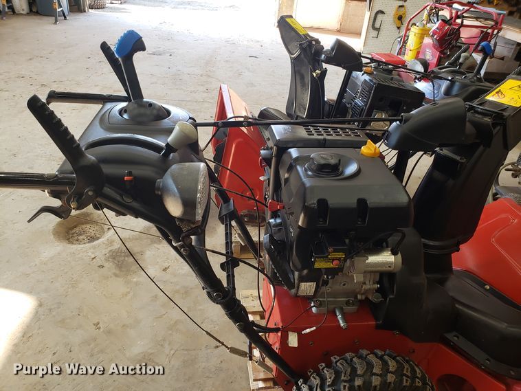 image for item GA9381 (2) Toro Powermax 926OXE snow blowers