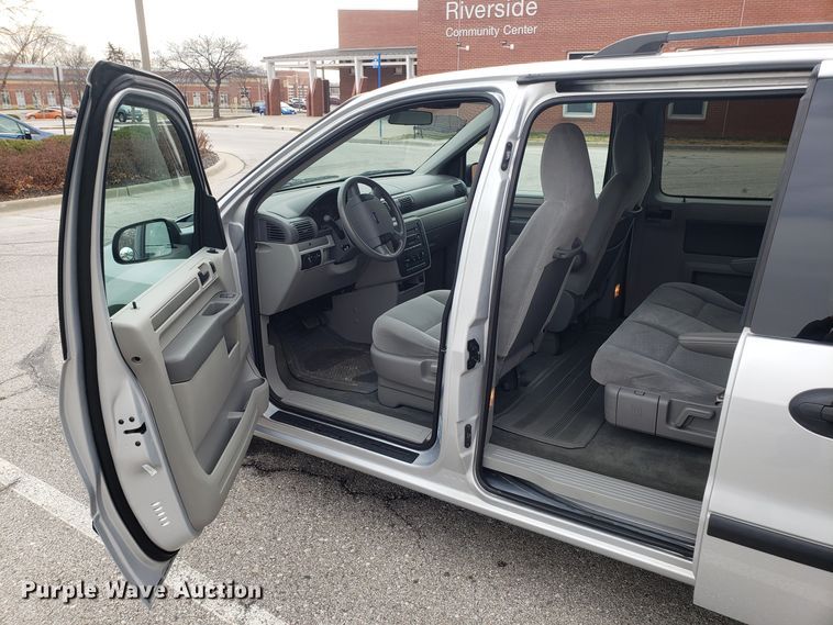 image for item GA9391 2007 Ford Freestar van