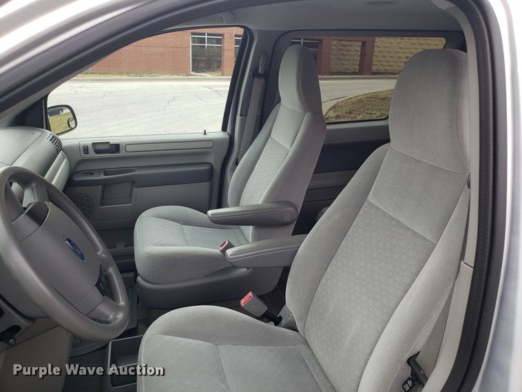 image for item GA9391 2007 Ford Freestar van