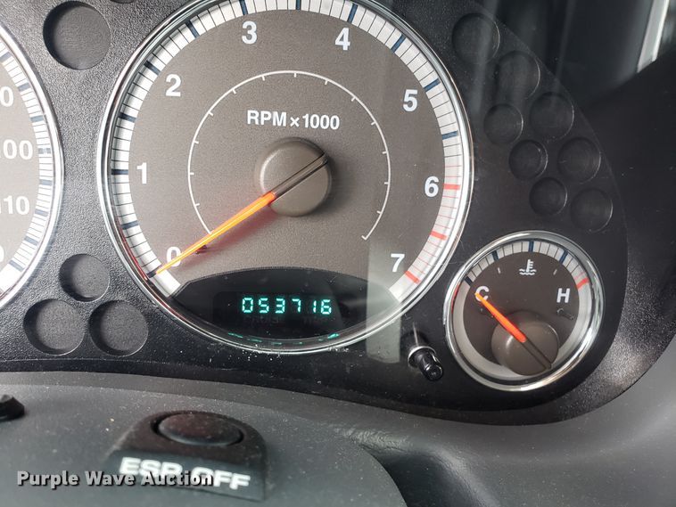 image for item GA9392 2006 Jeep Liberty SUV