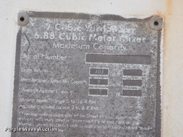 image for item GB9569 McNeilus ready mix bed