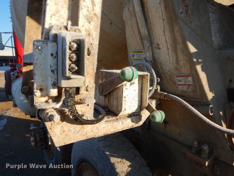 image for item GB9569 McNeilus ready mix bed