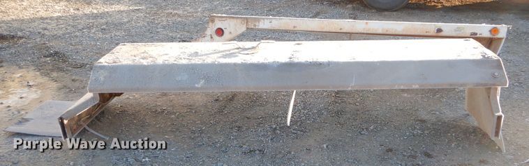 image for item GB9569 McNeilus ready mix bed