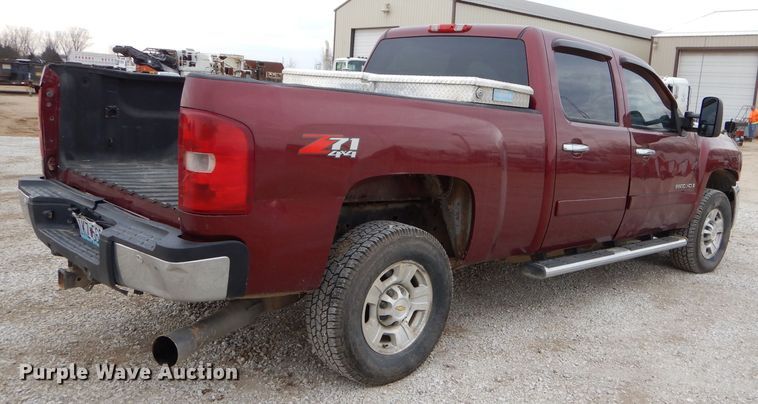 image for item GB9592 2008 Chevrolet Silverado 2500HD Crew Cab pickup truck