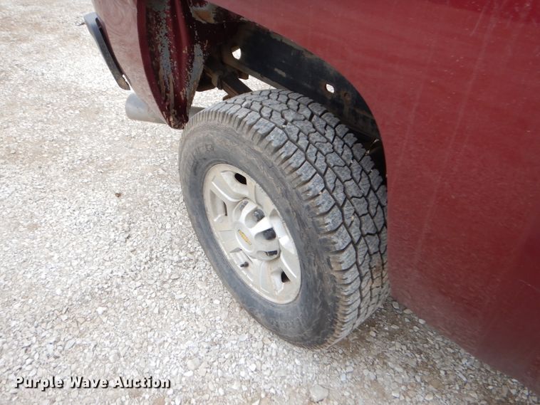 image for item GB9592 2008 Chevrolet Silverado 2500HD Crew Cab pickup truck