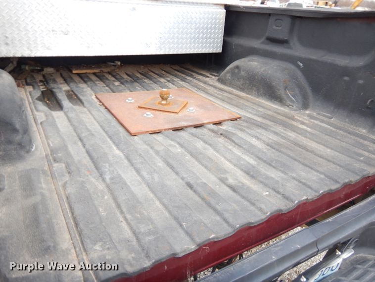 image for item GB9592 2008 Chevrolet Silverado 2500HD Crew Cab pickup truck