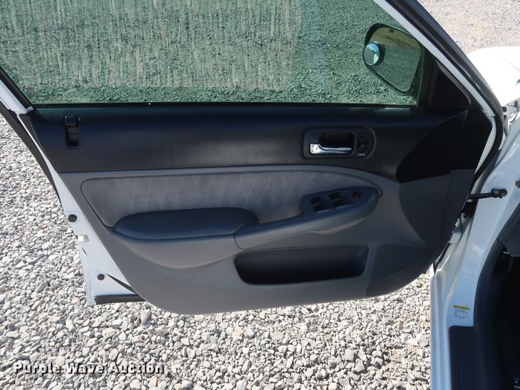 image for item GD9902 2003 Honda Civic GX