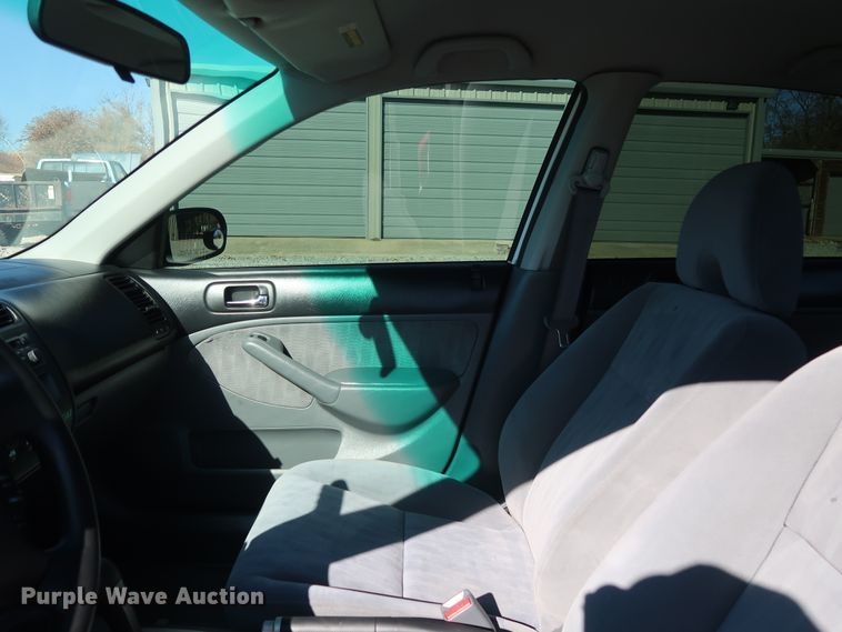 image for item GD9902 2003 Honda Civic GX