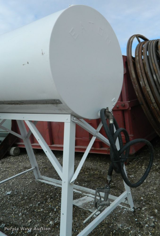 image for item GE9862 Fuel tank