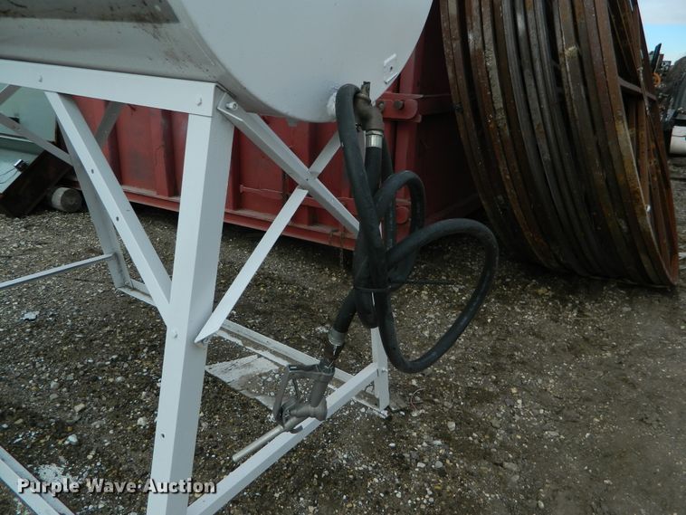 image for item GE9862 Fuel tank