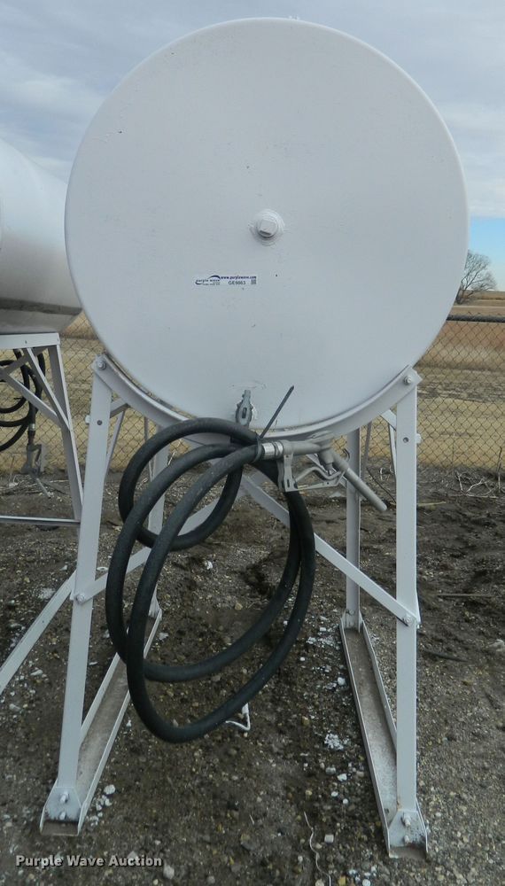 image for item GE9863 Fuel tank