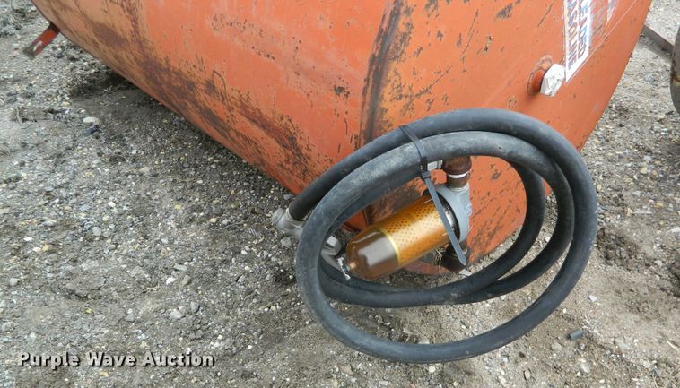 image for item GE9864 (2) fuel tanks