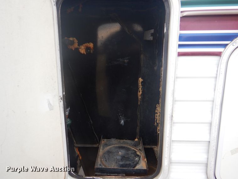 image for item GF9008 2003 Forest River Salem camper