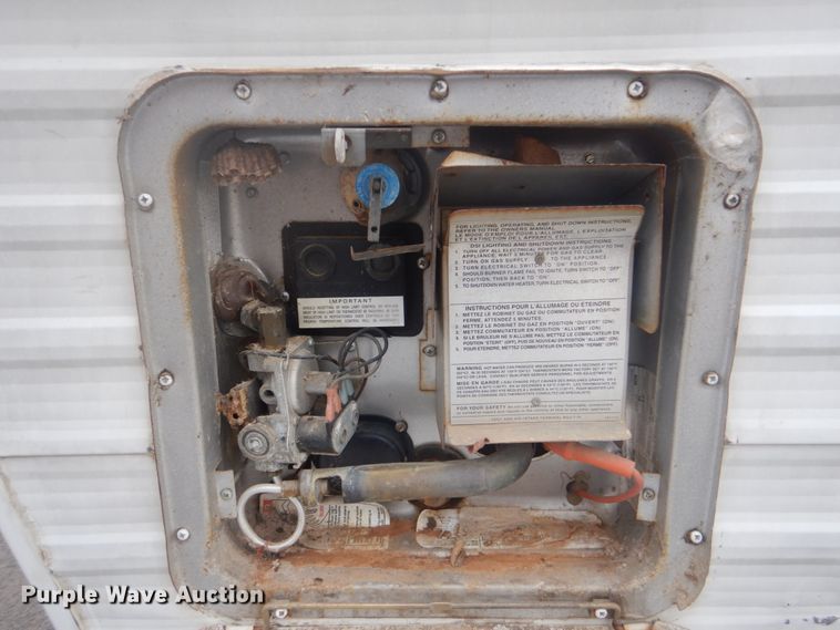 image for item GF9008 2003 Forest River Salem camper