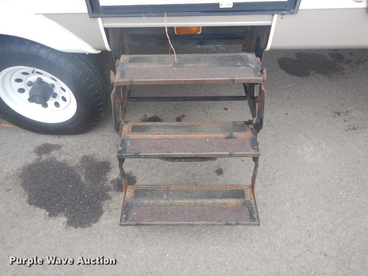 image for item GF9008 2003 Forest River Salem camper