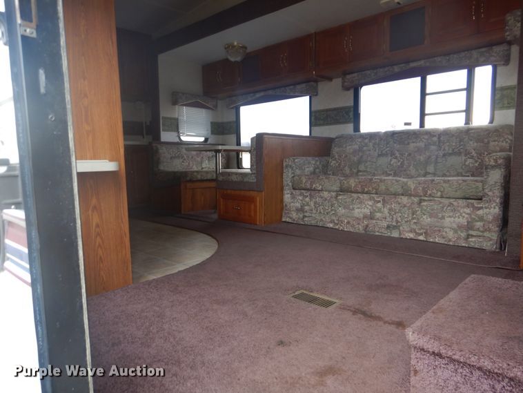 image for item GF9008 2003 Forest River Salem camper