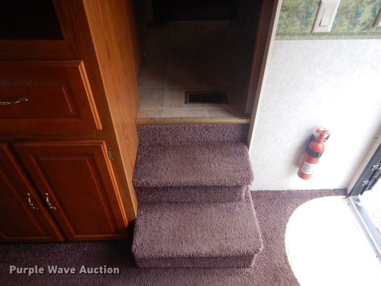 image for item GF9008 2003 Forest River Salem camper