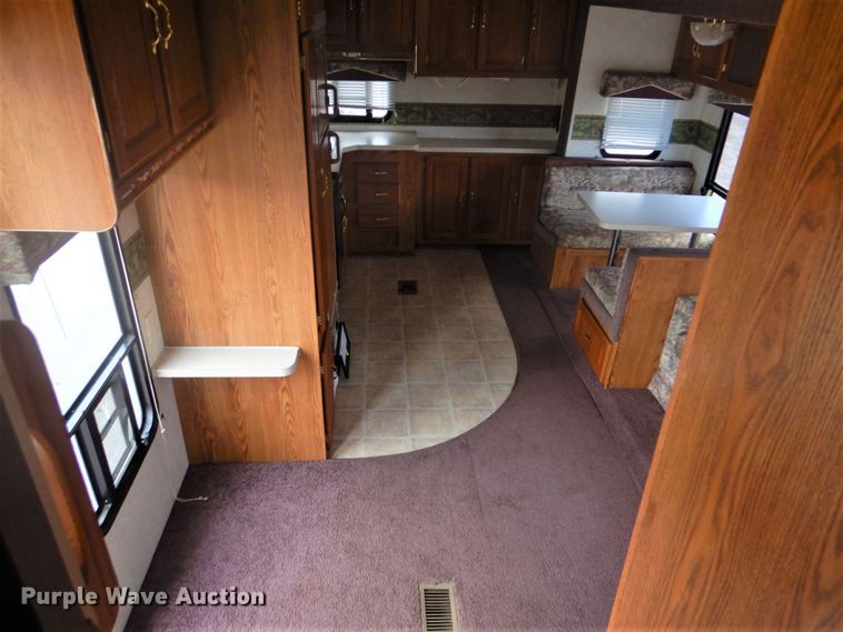 image for item GF9008 2003 Forest River Salem camper