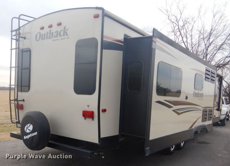 image for item GF9009 2016 Outback Keystone Super Lite camper