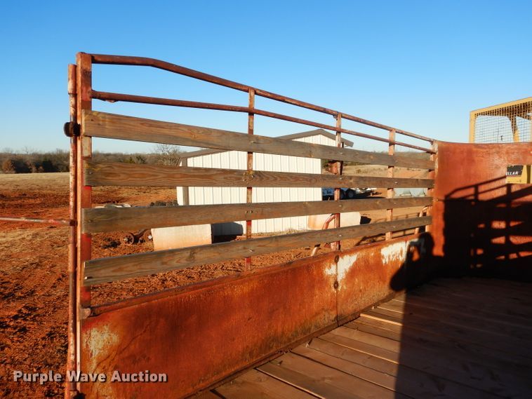 image for item GF9973 Shop built livestock trailer