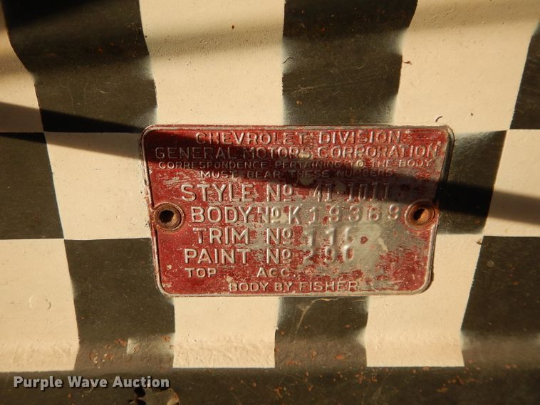 image for item GF9980 1941 Chevrolet Special Deluxe sedan