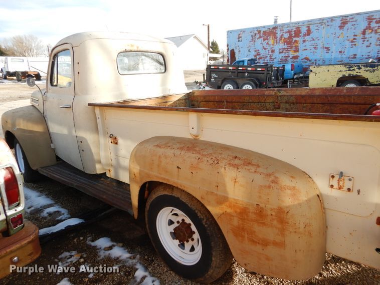 image for item GF9982 1948 Ford F1 pickup truck