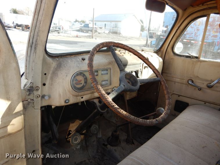 image for item GF9982 1948 Ford F1 pickup truck