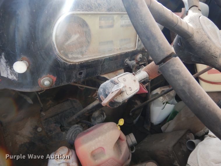 image for item GF9986 1950 Ford F6 dump flatbed truck