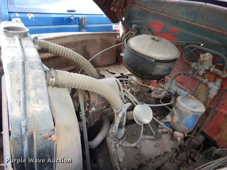 image for item GF9986 1950 Ford F6 dump flatbed truck