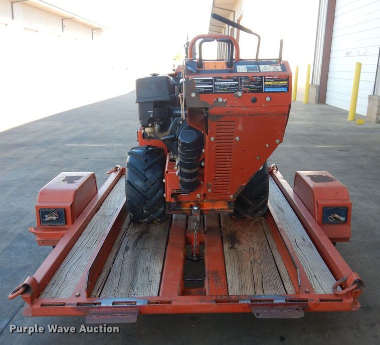image for item GF9989 2013 Ditch Witch RT12 trencher