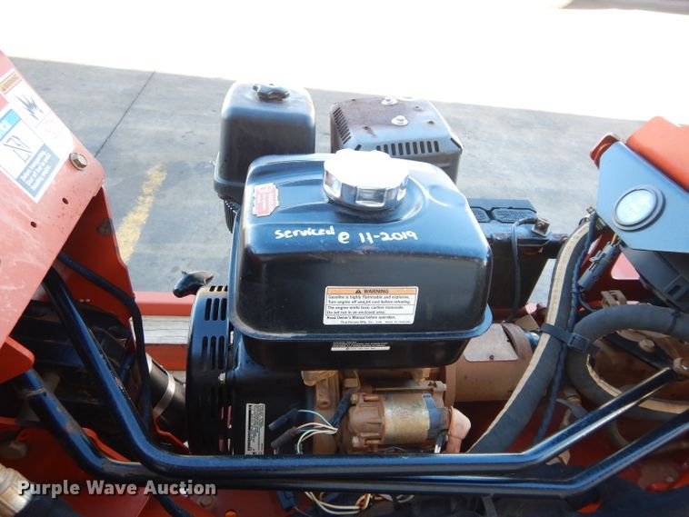 image for item GF9989 2013 Ditch Witch RT12 trencher