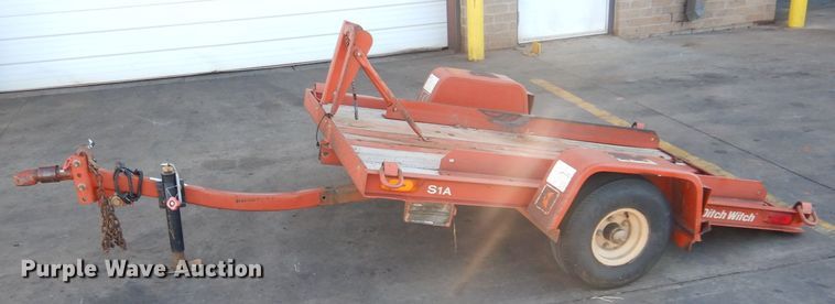 image for item GF9989 2013 Ditch Witch RT12 trencher