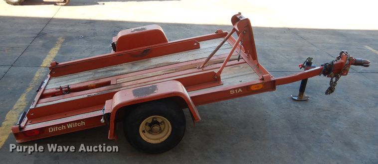 image for item GF9989 2013 Ditch Witch RT12 trencher