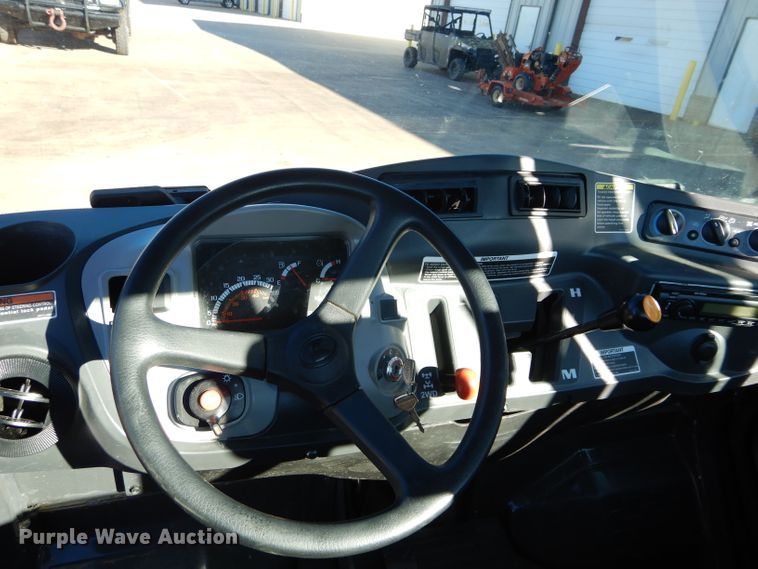 image for item GF9992 2010 Kubota RTV1100 utility vehicle