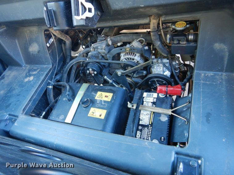 image for item GF9992 2010 Kubota RTV1100 utility vehicle