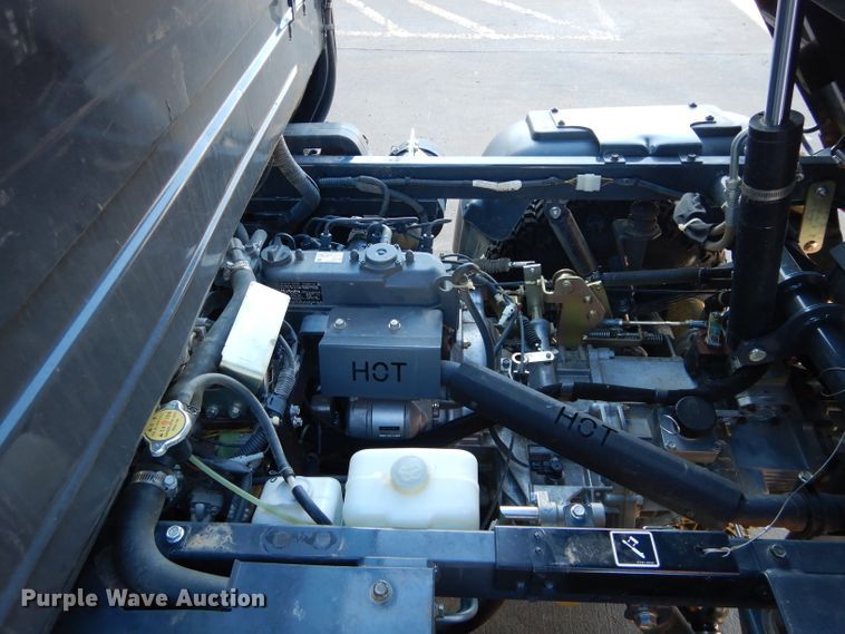 image for item GF9992 2010 Kubota RTV1100 utility vehicle