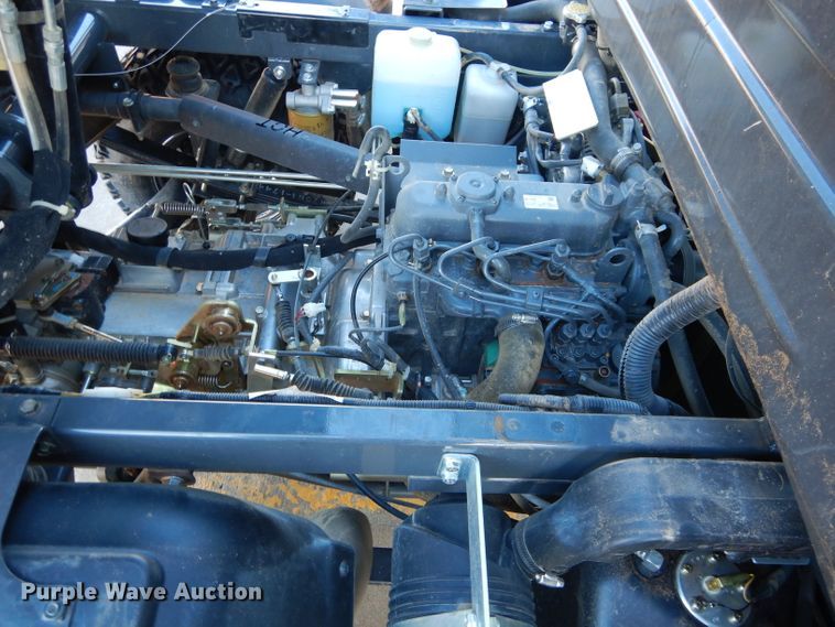 image for item GF9992 2010 Kubota RTV1100 utility vehicle