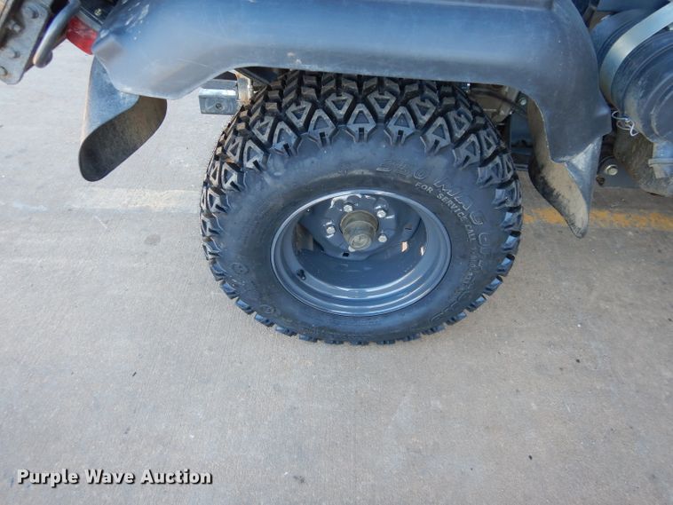 image for item GF9992 2010 Kubota RTV1100 utility vehicle