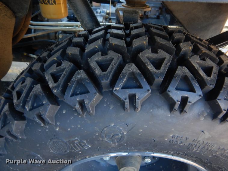 image for item GF9992 2010 Kubota RTV1100 utility vehicle