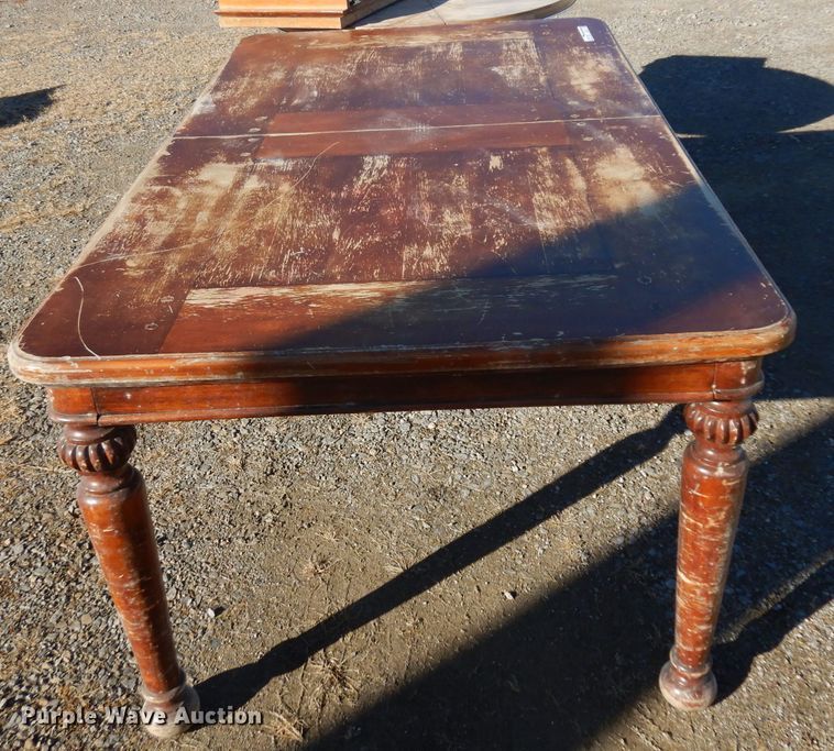 image for item GJ9137 (2) tables