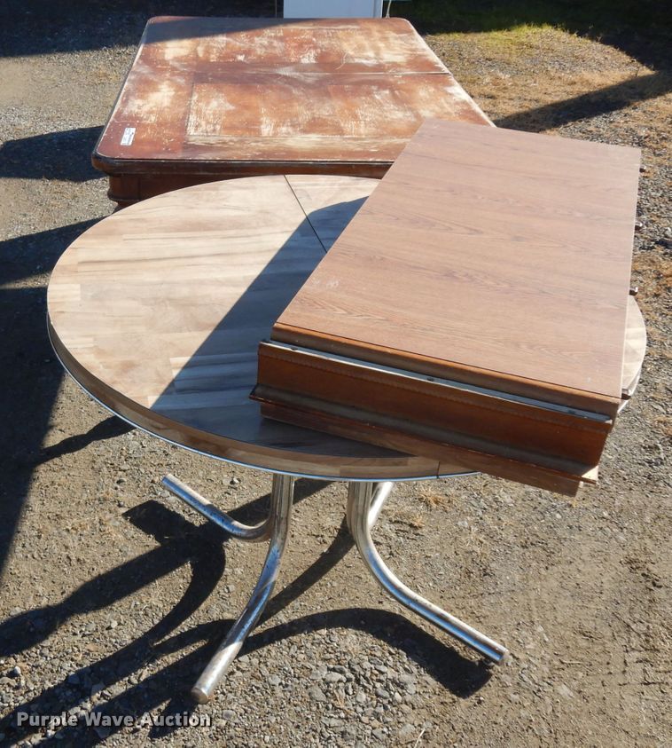 image for item GJ9137 (2) tables