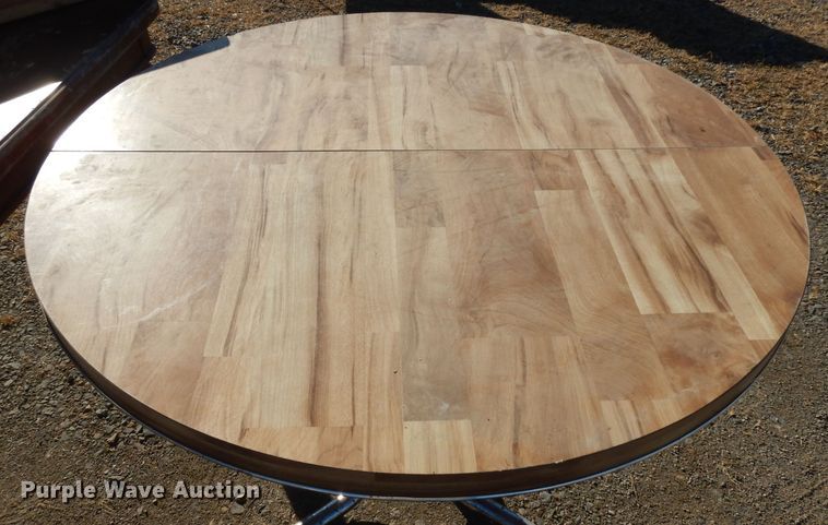 image for item GJ9137 (2) tables