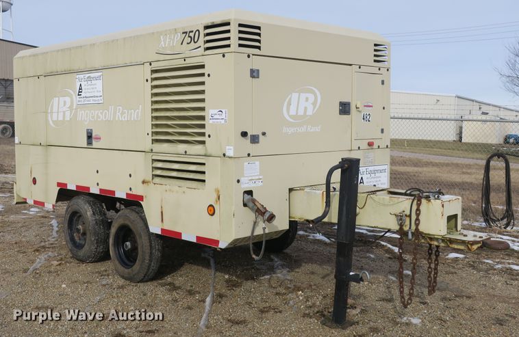 image for item DB10087 2008 Ingersoll Rand XHP750 air compressor