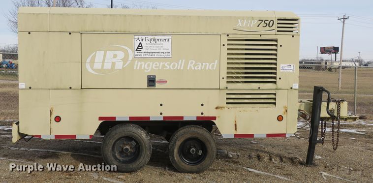image for item DB10087 2008 Ingersoll Rand XHP750 air compressor