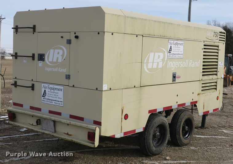 image for item DB10087 2008 Ingersoll Rand XHP750 air compressor