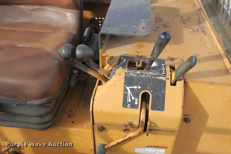 image for item DB10088 1998 Case 850G dozer