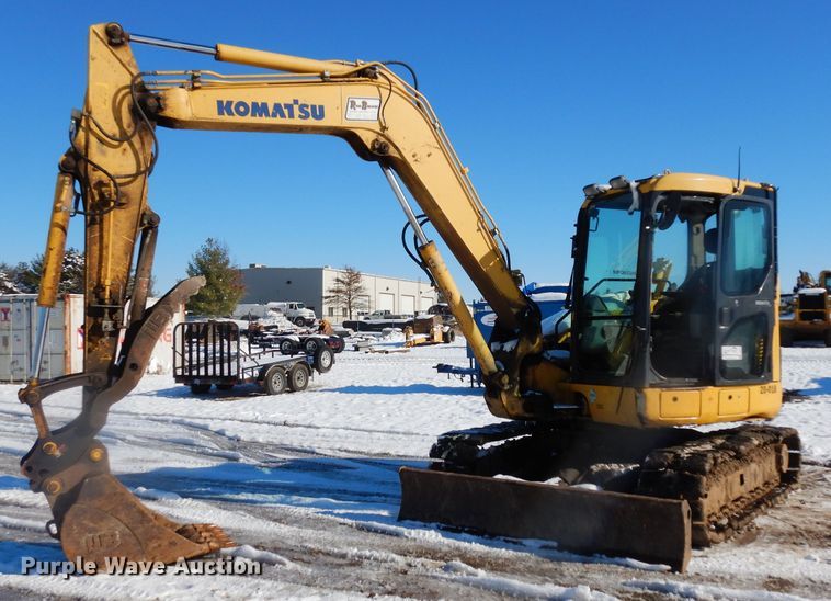 image for item DE4212 2012 Komatsu PC88MR-8 mini excavator