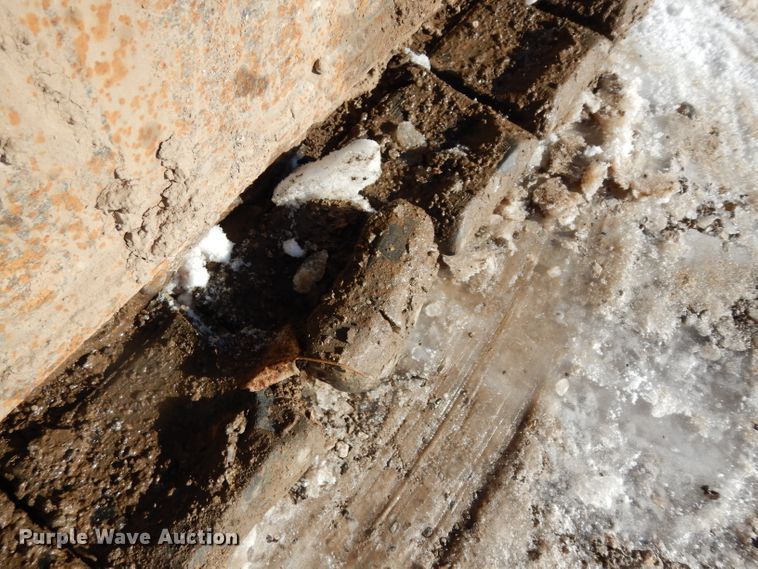 image for item DE4212 2012 Komatsu PC88MR-8 mini excavator