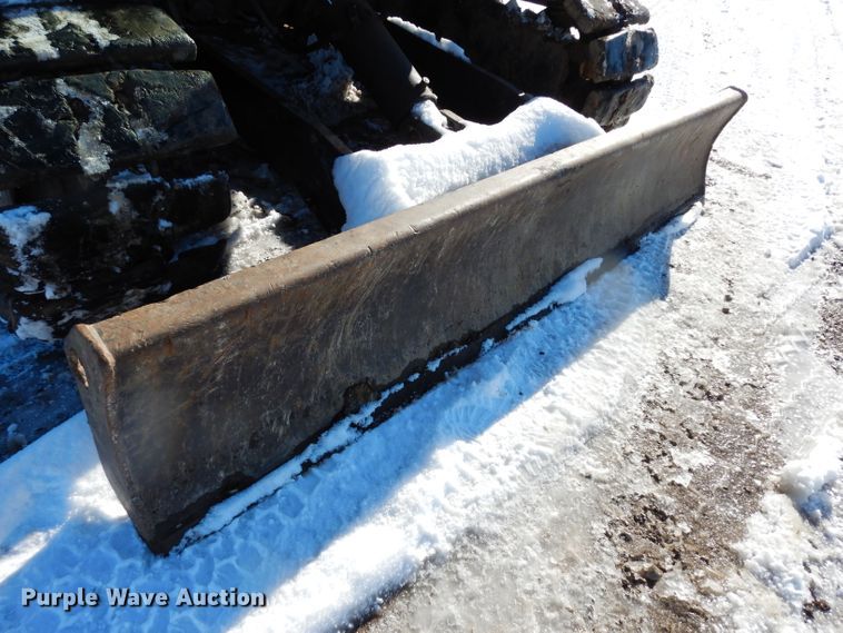 image for item DE4212 2012 Komatsu PC88MR-8 mini excavator